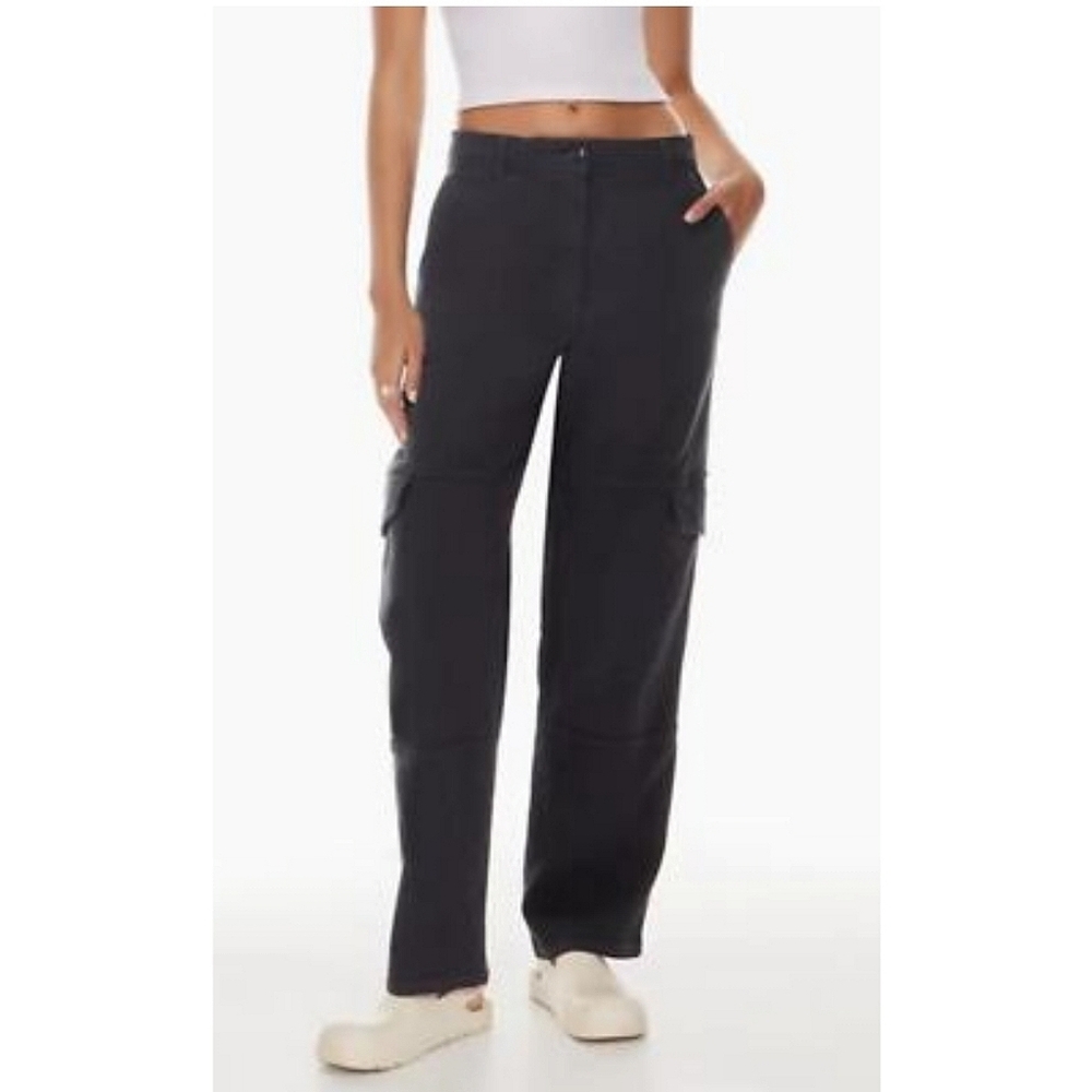 ARITZIA Wilfred Free Maeve Cargo Pant Black Size 2 | Preppy Coastal Utility